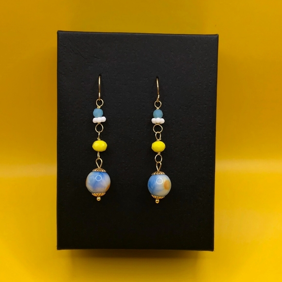 Hand Crafted Jewelry - 🌟2/$20 💙☁️🌼Sky Daisy Drop Earrings